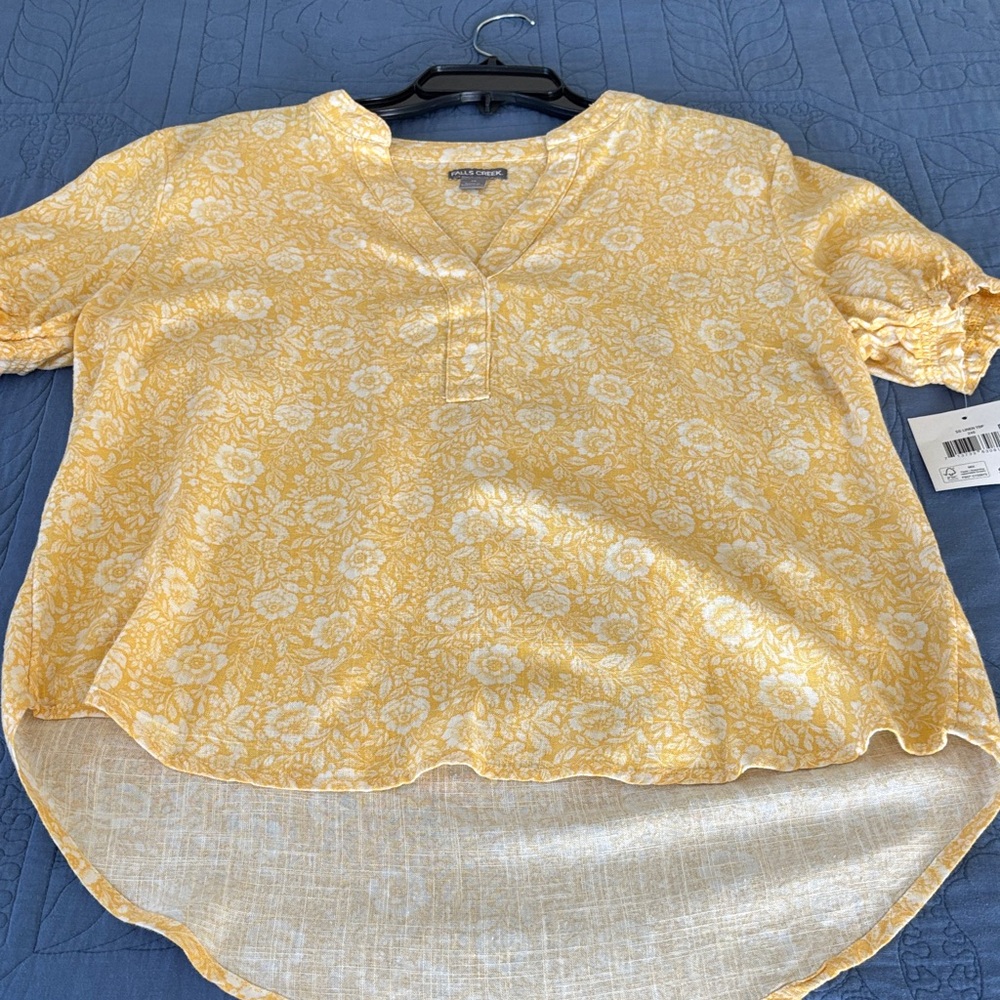 Yellow Floral Women's Top size M